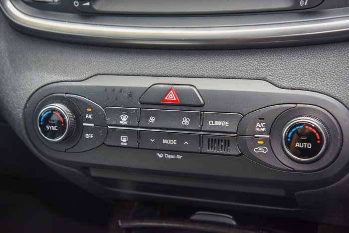 2015 Kia Sorento SLi