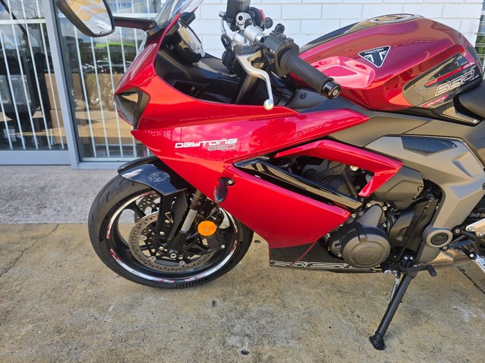 2024 Triumph DAYTONA 660 White