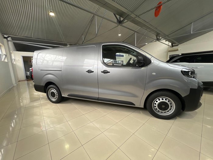 2025 Peugeot Expert Pro