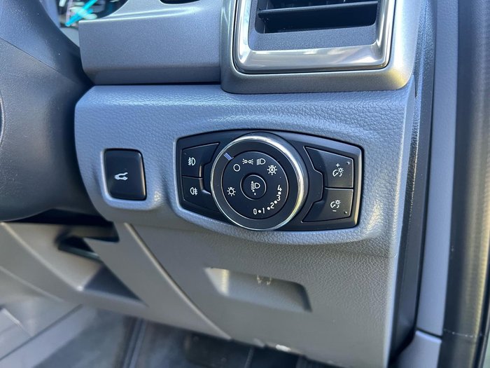 2017 Ford Everest Trend