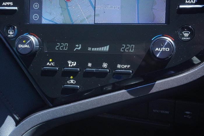 2019 Toyota Camry SL