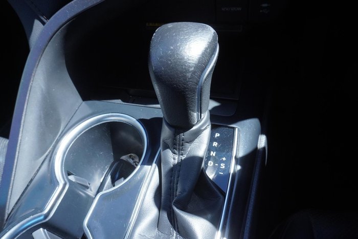 2019 Toyota Camry SL