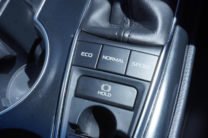 2019 Toyota Camry SL