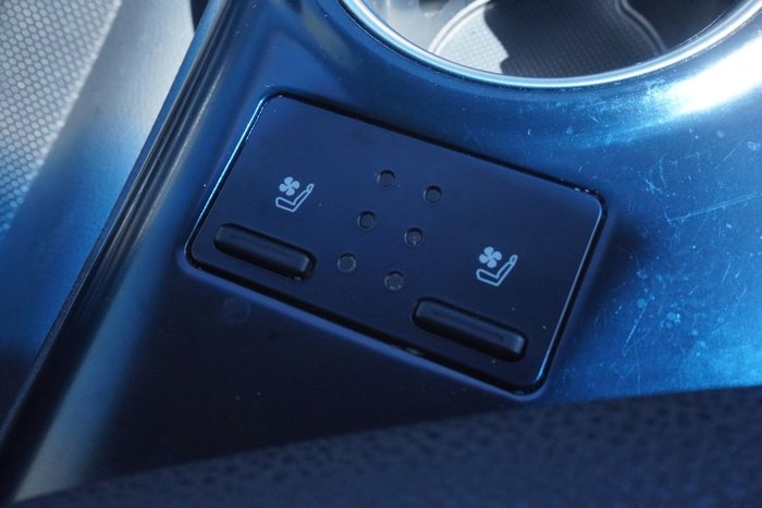 2019 Toyota Camry SL