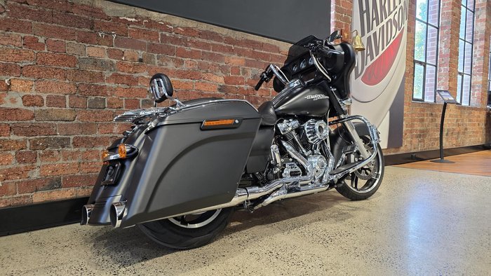 Harley-Davidson Street Glide 107 (FLHX) Touring