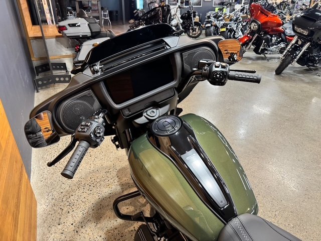 2026 HARLEY-DAVIDSON FLHX STREET GLIDE (117)