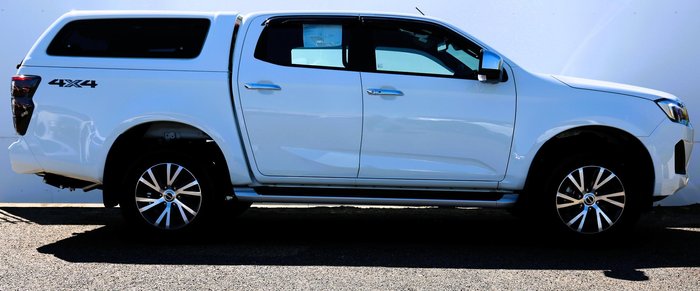 2025 Isuzu D-MAX LS-U
