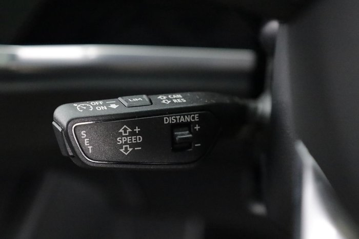 2023 Audi Q3 35 TFSI S line
