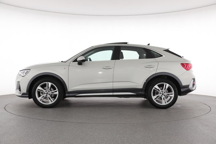 2023 Audi Q3 35 TFSI S line