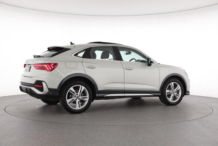 2023 Audi Q3 35 TFSI S line