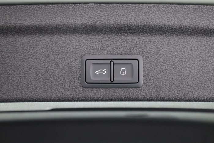 2023 Audi Q3 35 TFSI S line