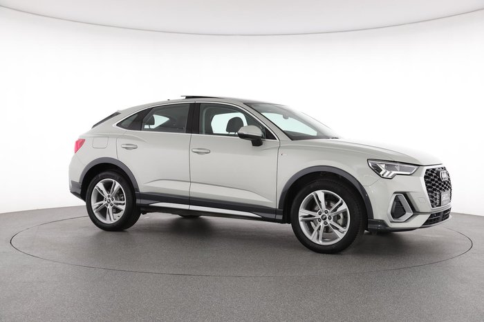 2023 Audi Q3 35 TFSI S line