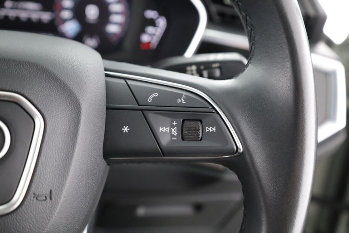 2023 Audi Q3 35 TFSI S line