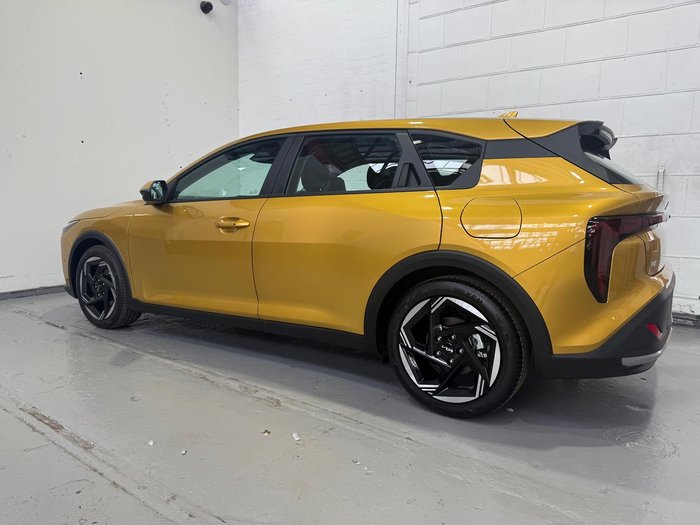 2025 Kia K4 Sport+
