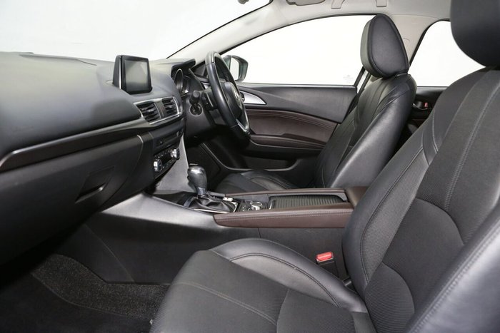 2018 Mazda 3 SP25 GT