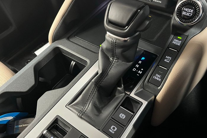 2025 Toyota Landcruiser Prado VX