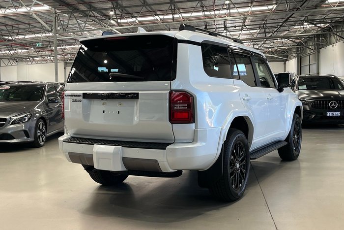 2025 Toyota Landcruiser Prado VX