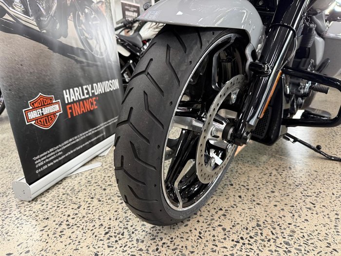 2025 Harley-Davidson Road Glide 117 (FLTRX) Touring Grey