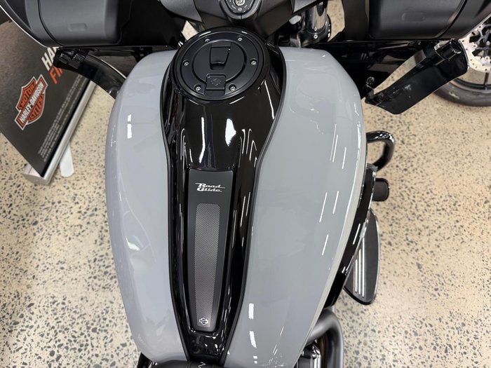 2025 Harley-Davidson Road Glide 117 (FLTRX) Touring Grey