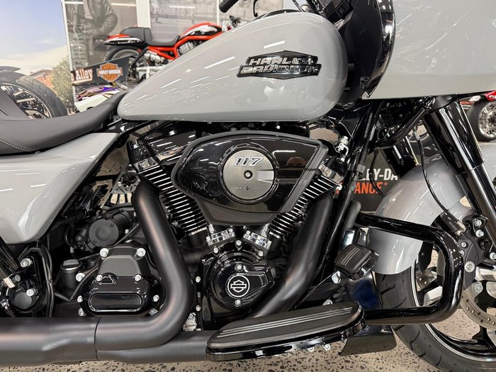 2025 Harley-Davidson Road Glide 117 (FLTRX) Touring Grey