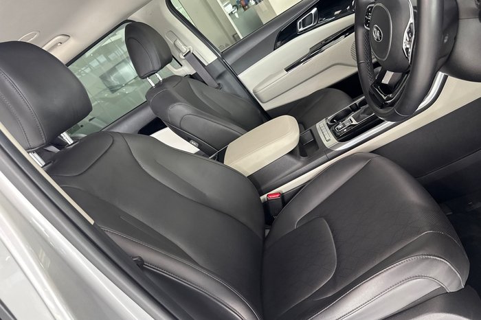 2020 Kia Carnival SLi