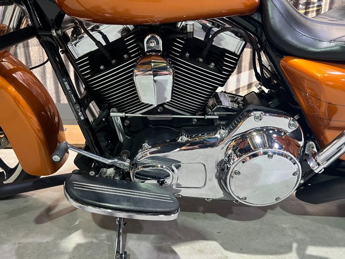 2015 HARLEY-DAVIDSON STREET GLIDE SPECIAL