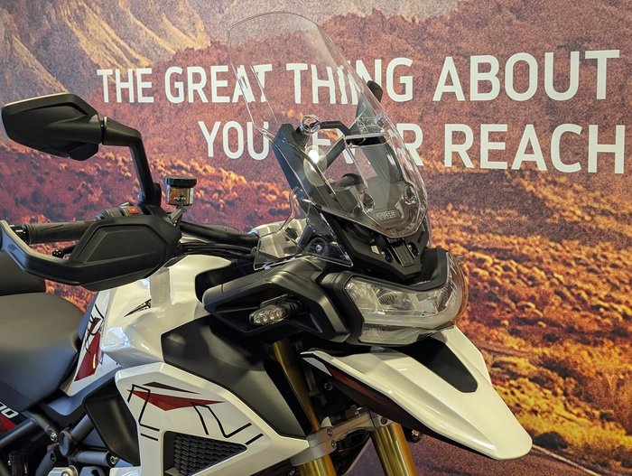 2025 Triumph Tiger 1200 Desert Edition Tiger White