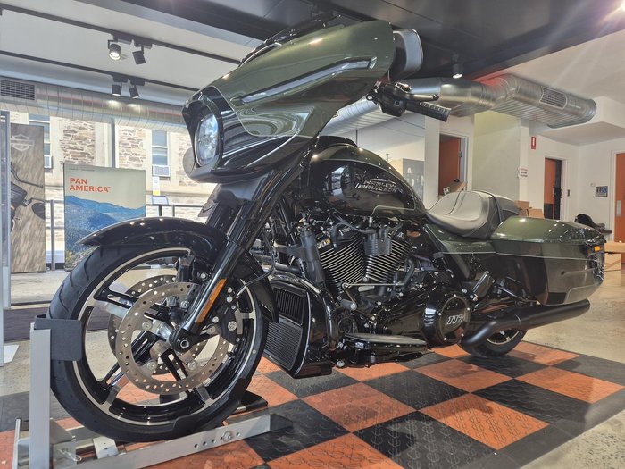 2026 Harley-Davidson Street Glide 117 (FLHX) Touring Green