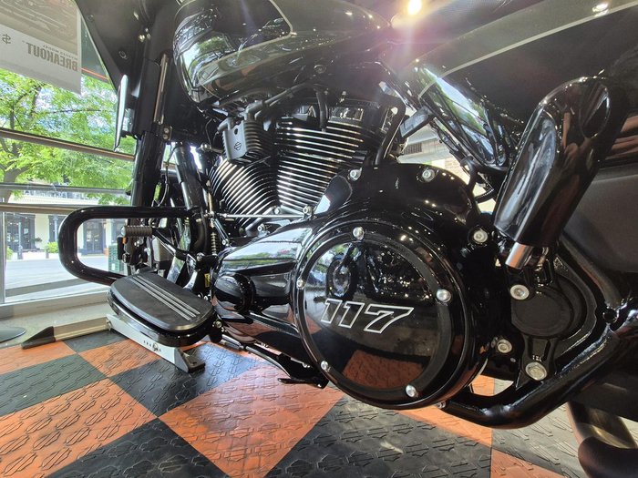 2026 Harley-Davidson Street Glide 117 (FLHX) Touring Green