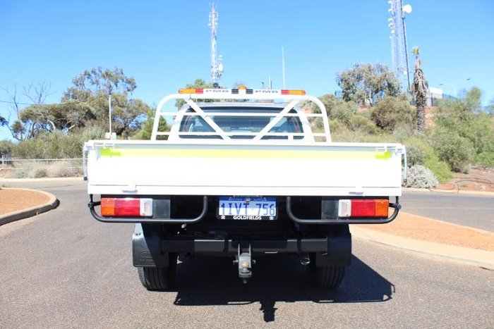 2022 Toyota Hilux SR