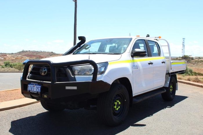 2022 Toyota Hilux SR