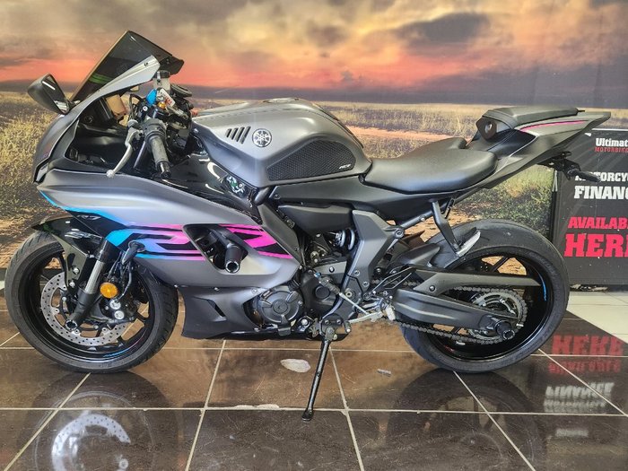 2024 Yamaha YZF-R7LA GREY/BLACK