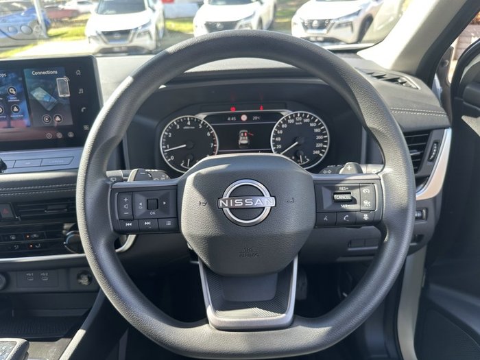 2026 Nissan X-TRAIL ST