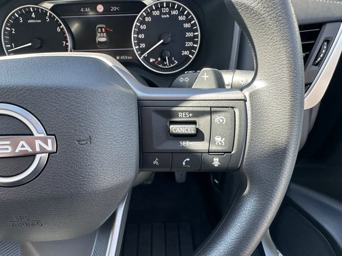 2025 Nissan X-TRAIL ST