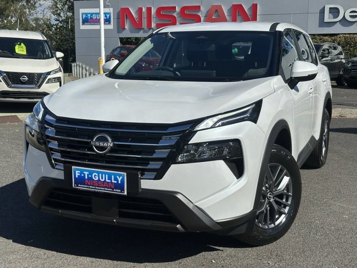 2025 Nissan X-TRAIL ST