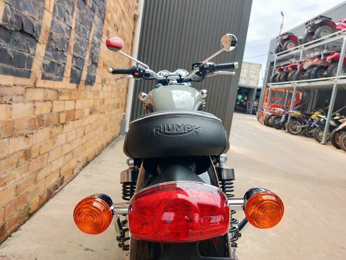 2026 TRIUMPH BONNEVILLE T120 ROAD STONE GREY