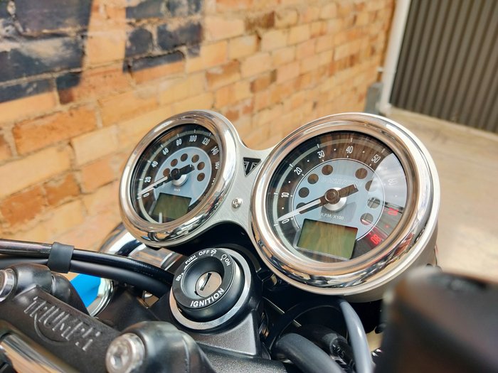 2026 TRIUMPH BONNEVILLE T120 ROAD STONE GREY