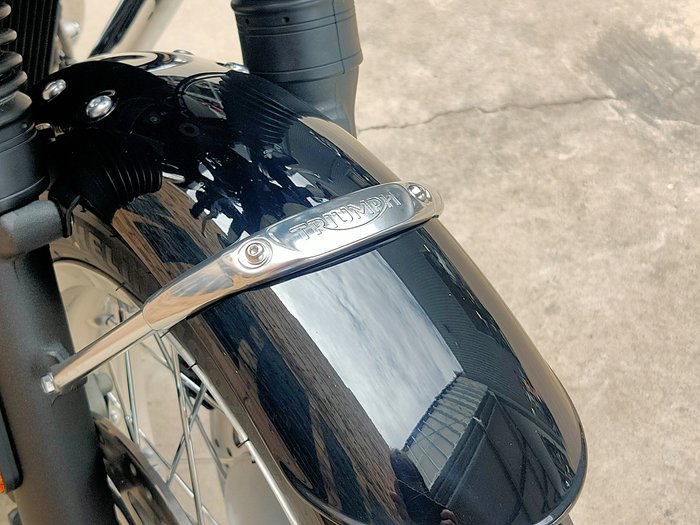 2026 TRIUMPH BONNEVILLE T120 ROAD STONE GREY