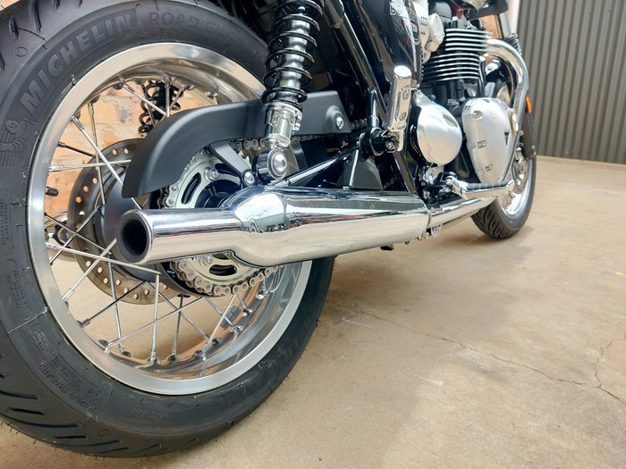 2026 TRIUMPH BONNEVILLE T120 ROAD STONE GREY