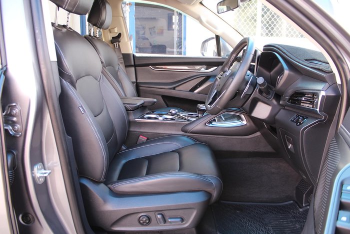 2024 LDV D90 Executive