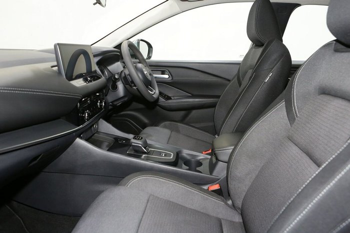 2023 Nissan QASHQAI ST+