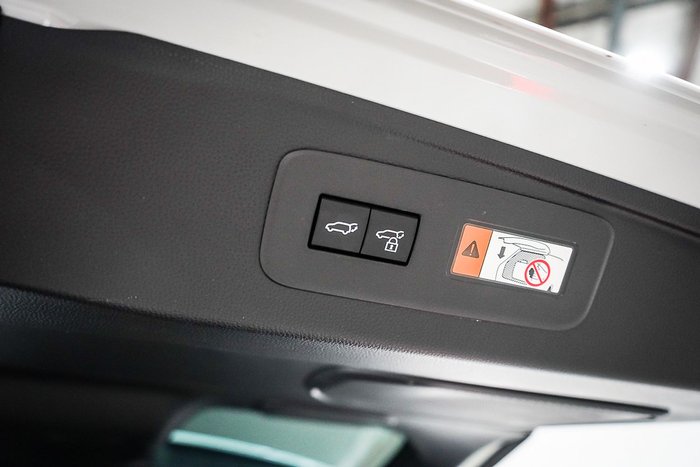 2025 Toyota Landcruiser Prado VX