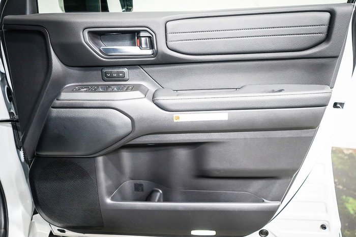 2025 Toyota Landcruiser Prado VX