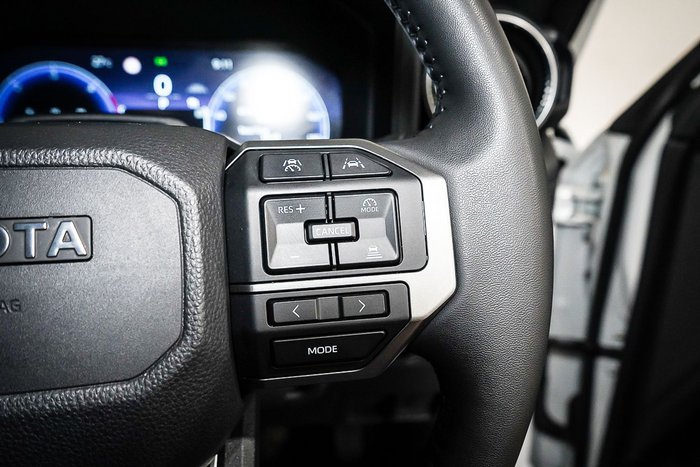 2025 Toyota Landcruiser Prado VX