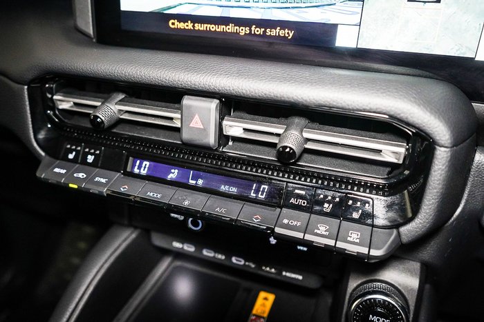 2025 Toyota Landcruiser Prado VX