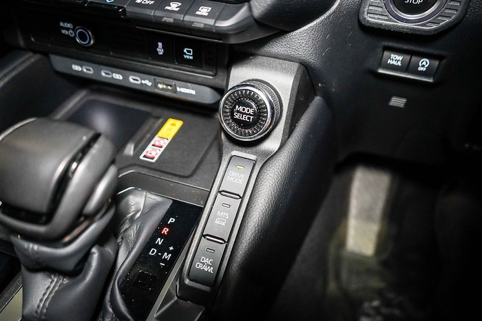 2025 Toyota Landcruiser Prado VX