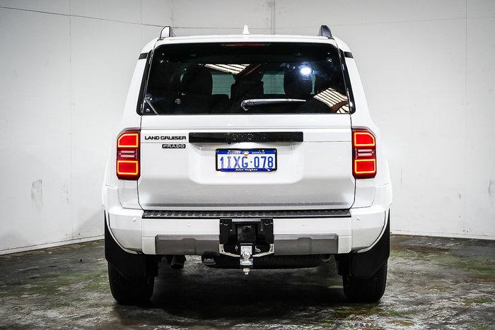 2025 Toyota Landcruiser Prado VX