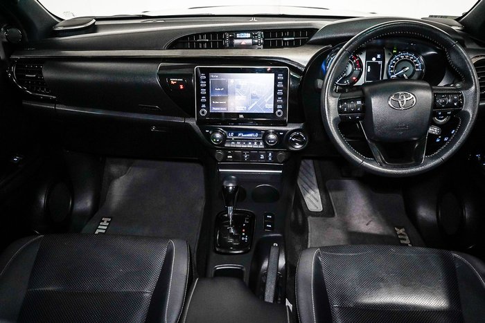 2023 Toyota Hilux Rogue