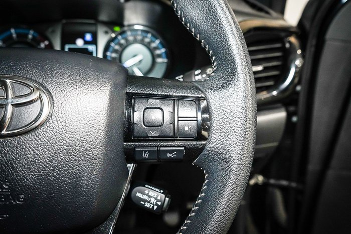 2023 Toyota Hilux Rogue