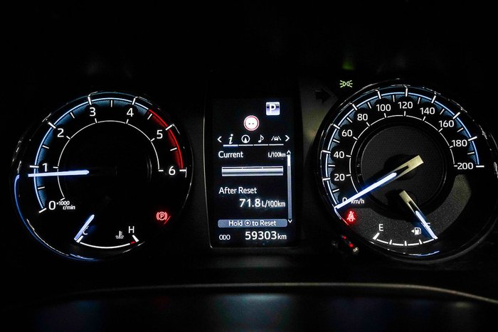 2023 Toyota Hilux Rogue